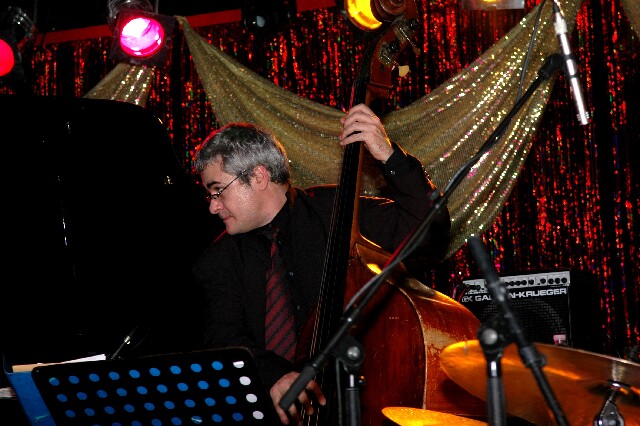 min 2007 11 10 fous swing 217